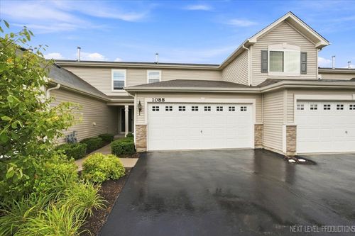 1088 Turin Dr, Hampshire, IL, 60140-5604 | Card Image