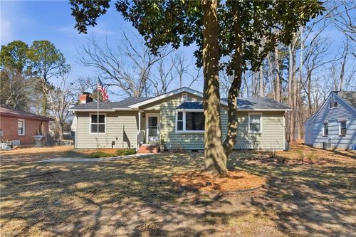 2216 Paris Street, Virginia Beach, VA, 23454 | Card Image