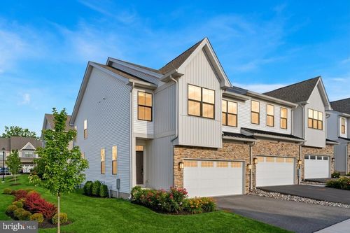 141 Junction Rd, MEDIA, PA, 19063-2166 | Card Image