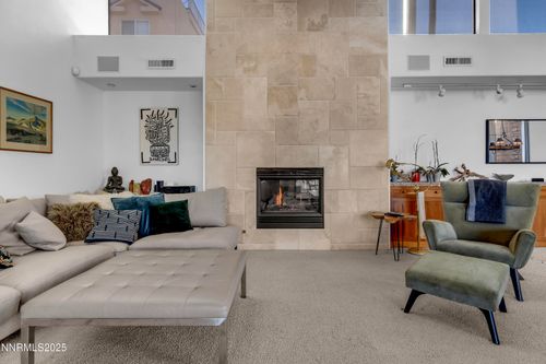 512 Island Ave, Reno, NV, 89501-1714 | Card Image