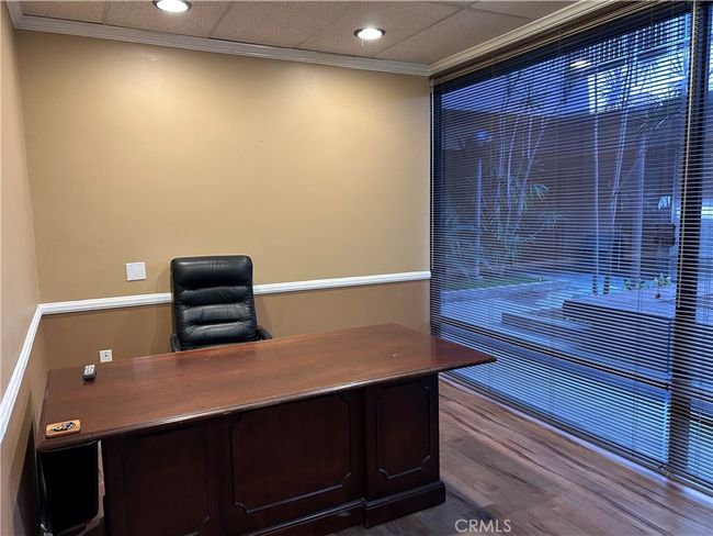 STE-105 - 21053 Devonshire St, Home with 0 bedrooms, 0 bathrooms and null parking in Chatsworth CA | Image 7