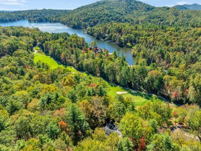 636 Cherokee Trace, House other with 3 bedrooms, 3 bathrooms and 2 parking in Lake Toxaway NC | Image 3