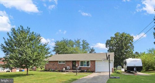 3471 Sycamore Rd, DOVER, PA, 17315-4478 | Card Image