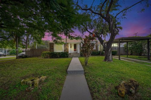 6258 Sw 39th St, Miami, FL, 33155-4810 | Card Image