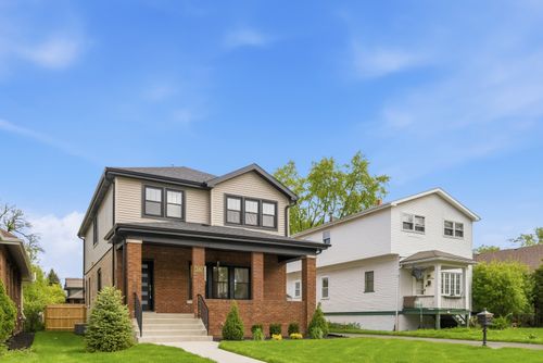 2262 W 109 Street, Chicago, IL, 60643 | Card Image