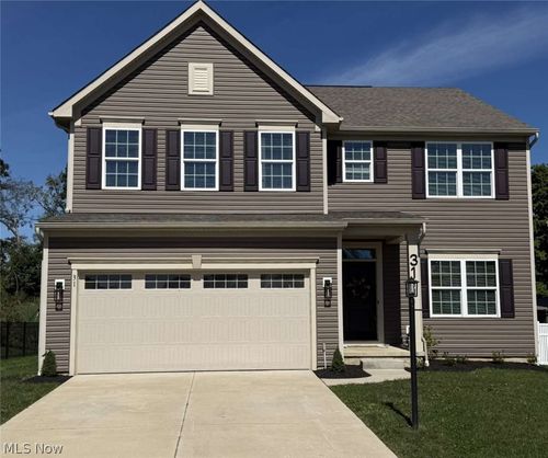 31 Germaine Circle, Kent, OH, 44240 | Card Image
