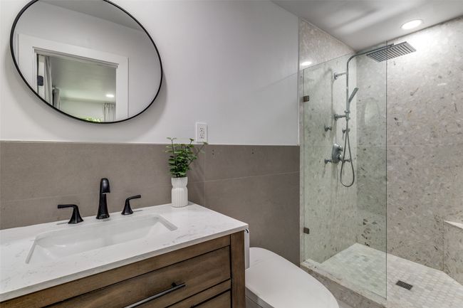 7127 E Mockingbird Ln, House other with 2 bedrooms, 2 bathrooms and null parking in Dallas TX | Image 17