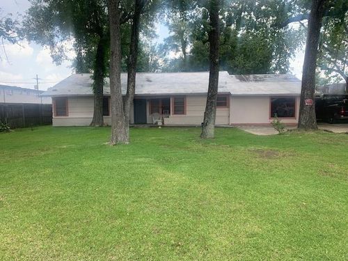 2615 Sweetgum Ln, Beaumont, TX, 77703-4925 | Card Image