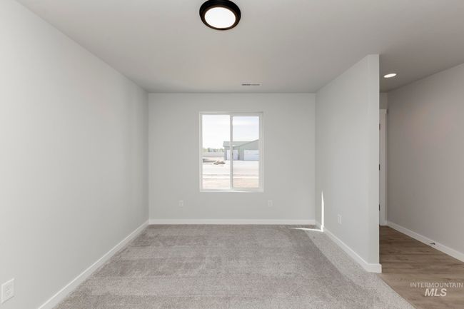 5302 E Burnte Peak St, House other with 4 bedrooms, 3 bathrooms and 3 parking in Nampa ID | Image 13