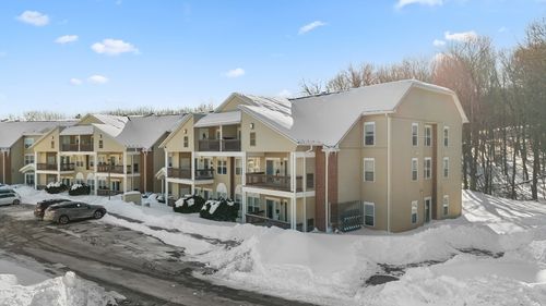 unit-326-218 Reservoir St, Holden, MA, 01520-1288 | Card Image