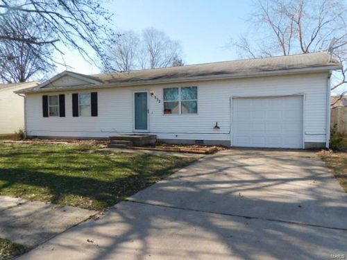 532 Kristy Dr, Centralia, IL, 62801-4453 | Card Image
