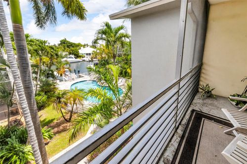 apt-305-1535 Se 15th St, Fort Lauderdale, FL, 33316-2729 | Card Image