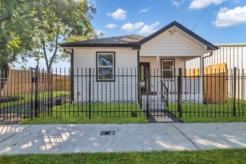 3440 Bremond St, Houston, TX, 77004-2068 | Card Image