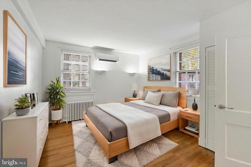 apt-dg-220 Stony Run Ln, BALTIMORE, MD, 21210-3056 | Card Image