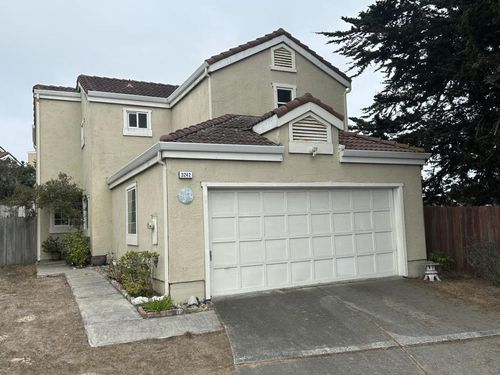 3242 3242 Coral Way, Marina, CA, 93933 | Card Image