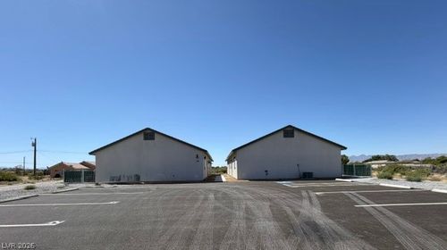 4-1341 E Arrowhead St, Pahrump, NV, 89048-5627 | Card Image