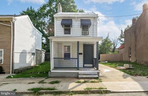 49 Bond St, TRENTON, NJ, 08618-3701 | Card Image