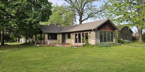 29303 Evergreen Drive, Waterford, WI, 53185 | Card Image