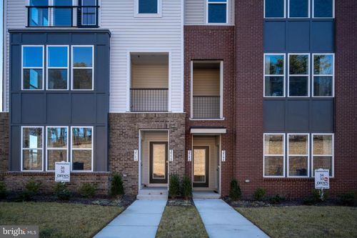 2546 Neabsco Common Pl, WOODBRIDGE, VA, 22191-4154 | Card Image