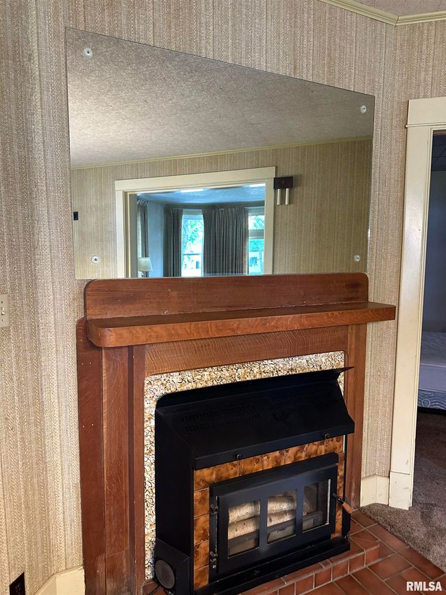 212 S Broadway St, House other with 4 bedrooms, 2 bathrooms and null parking in Stronghurst IL | Image 12
