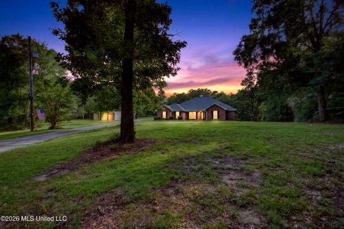 20201 N Hills Ln, Vancleave, MS, 39565-6610 | Card Image