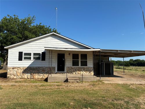 2279 Upper Montague Rd, Bowie, TX, 76230-6841 | Card Image