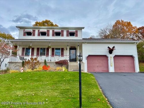 129 E Saylor Ave, Wilkes Barre, PA, 18702-2756 | Card Image