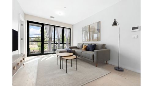 1d-362 Van Brunt St, Brooklyn, NY, 11231-2376 | Card Image