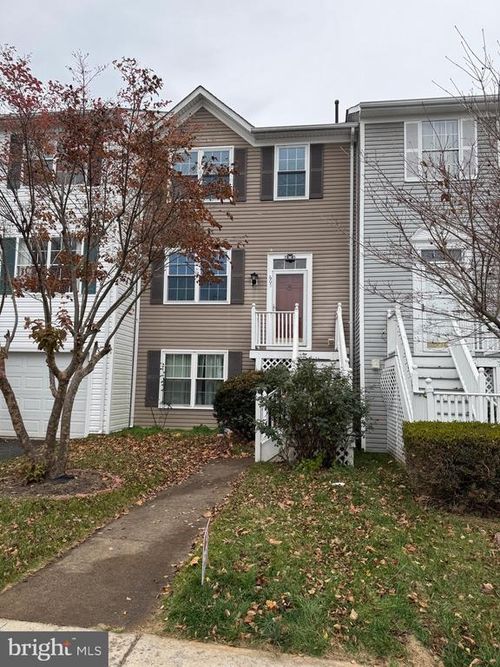 605 Warrenton Ter Ne, LEESBURG, VA, 20176-2466 | Card Image