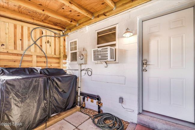 29-4 Parker Ave, House attached with 2 bedrooms, 1 bathrooms and null parking in Lanark Village FL | Image 4