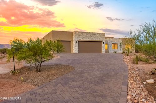 8125 S Circle C Ranch Rd, Vail, AZ, 85641-8994 | Card Image