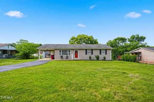 2911 Russum Ave, Johnson City, TN, 37604-2327 | Card Image
