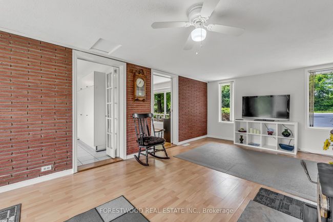 9245 8 Th Line, House other with 4 bedrooms, 2 bathrooms and 6 parking in Georgetown ON | Image 19