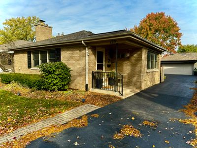 123 N Gilbert Avenue, House other with 3 bedrooms, 2 bathrooms and 2 parking in La Grange IL | Image 1