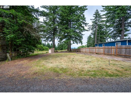 3223 Spring Villa Rd Se, Silverton, OR, 97381-9427 | Card Image