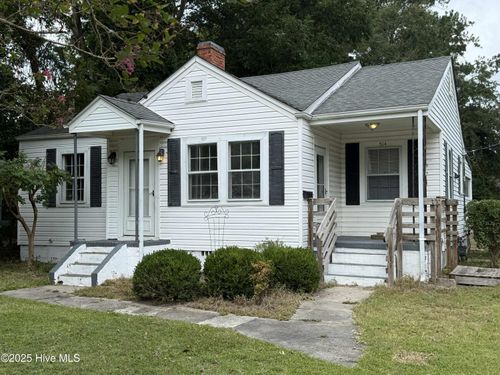 514 National Court Dr, New Bern, NC, 28560-3110 | Card Image