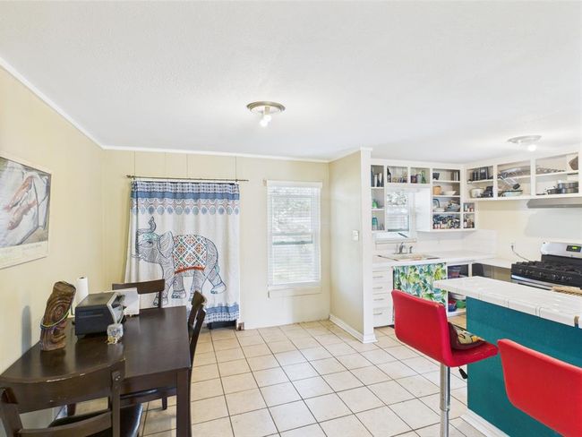 1429 S Mathis St, House other with 2 bedrooms, 1 bathrooms and null parking in Rockport TX | Image 10