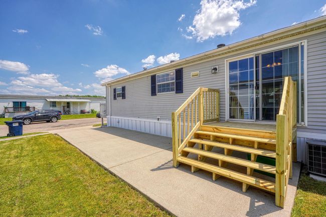 Large Concrete Driveway | Image 17