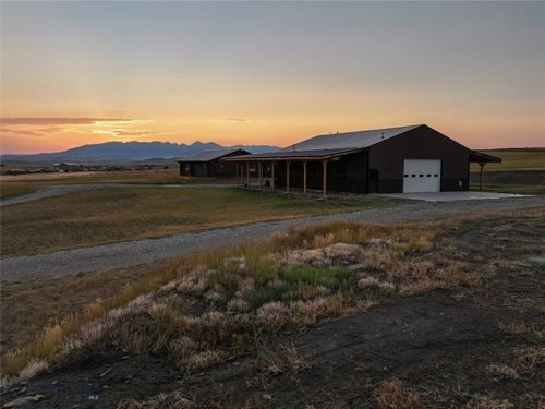 21 Jim Parrent Ln, Big Timber, MT, 59011-7772 | Card Image