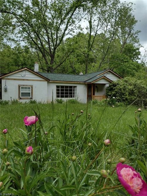 1625 Heidelbach School Rd, Stuart, VA, 24171-3180 | Card Image