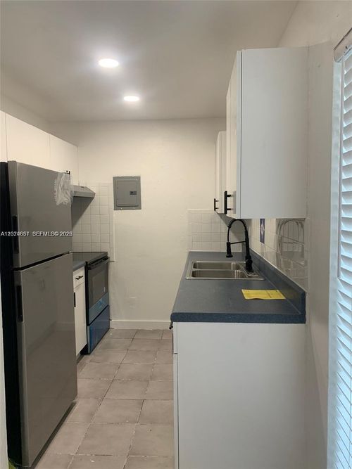 1-8295 Ne Miami Ct, Miami, FL, 33138-3724 | Card Image