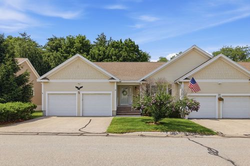 39-39 Russell Farm Dr, Methuen, MA, 01844-5868 | Card Image