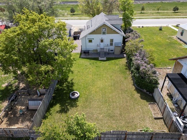 alley access if buyer wants to add a garage | Image 39