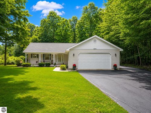 9479 Woodys Run, Traverse City, MI, 49684 | Card Image