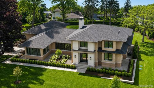 1465 Sodon Lake Dr, Bloomfield Hills, MI, 48302-2357 | Card Image