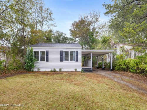 125 Preston Rd, Jacksonville, NC, 28540-5613 | Card Image
