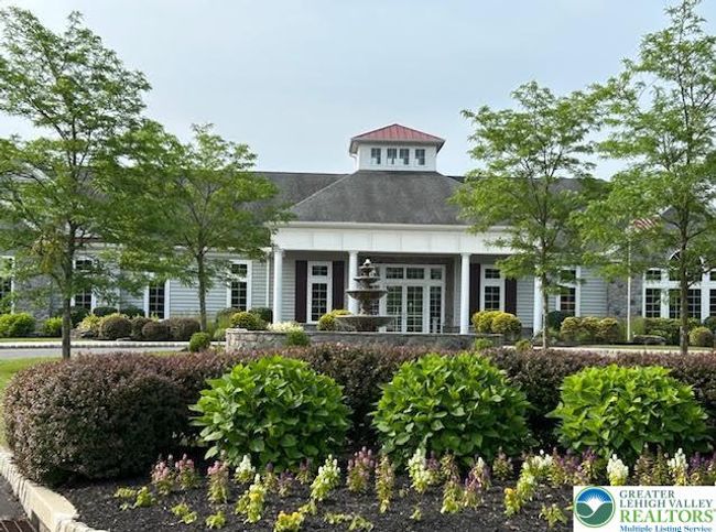 Club House upon entering community | Image 31