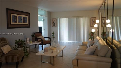 305-800 S Hollybrook Dr, Pembroke Pines, FL, 33025-4045 | Card Image