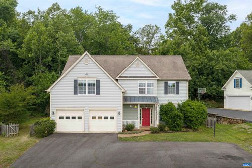 560 Rolling Valley Ct, CHARLOTTESVILLE, VA, 22902-8257 | Card Image