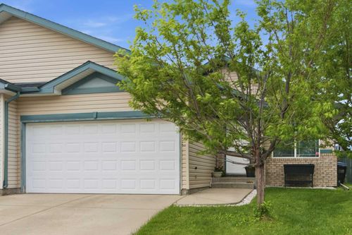 109 Canoe Sq Sw, Airdrie, AB, T4B2N7 | Card Image
